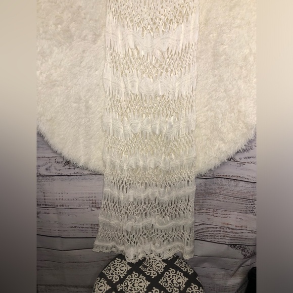 VENUS White Crochet Sleeveless Coverup Dress NWOT M/L - Picture 6 of 16